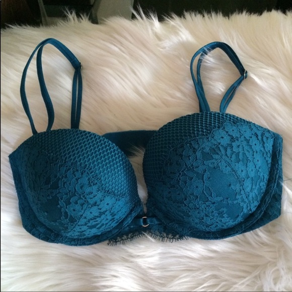 Victoria's Secret Other - Victoria Secret Very Sexy push up bra